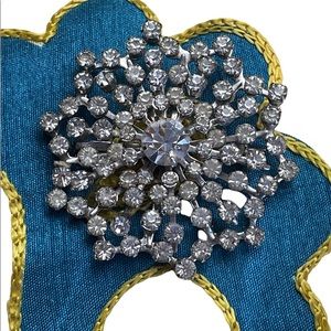 Vintage Rhinestone Brooch